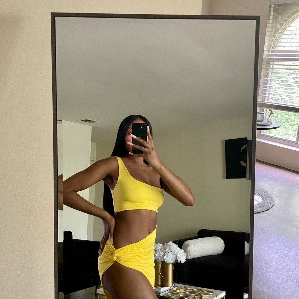 Two Piece Set